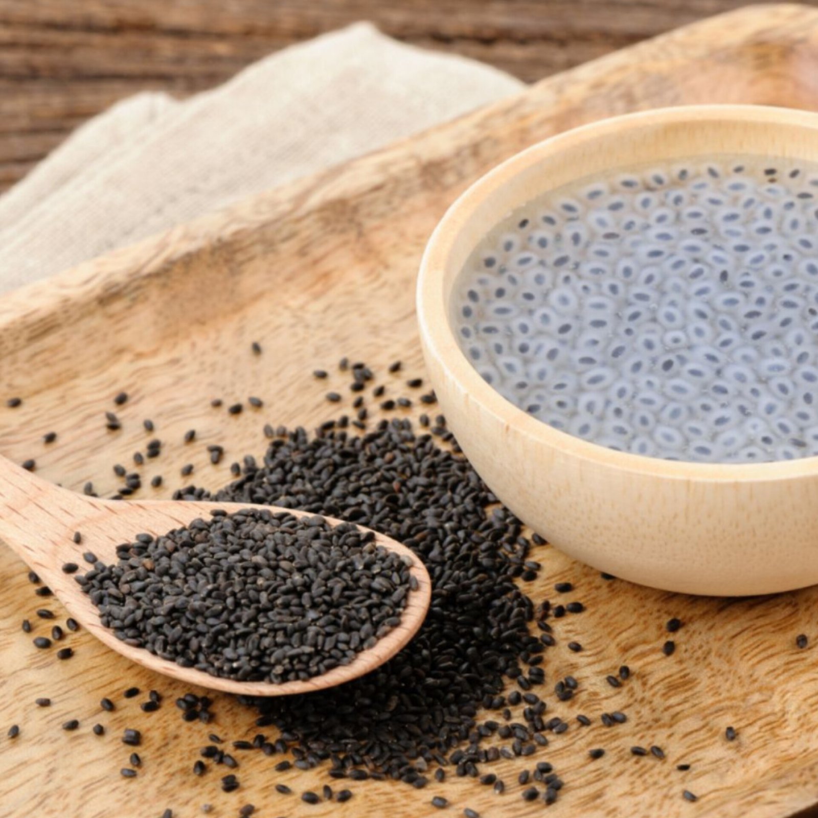 How Seeds Improve Digestion Naturally