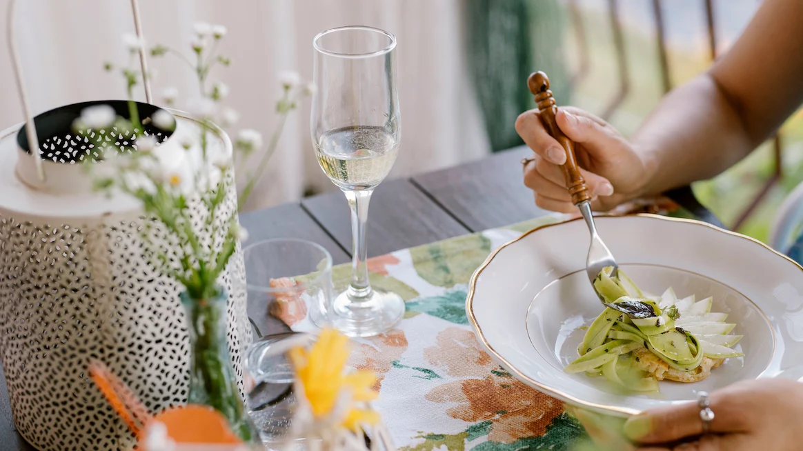 Mindful Eating and the Science of Healthy Habits